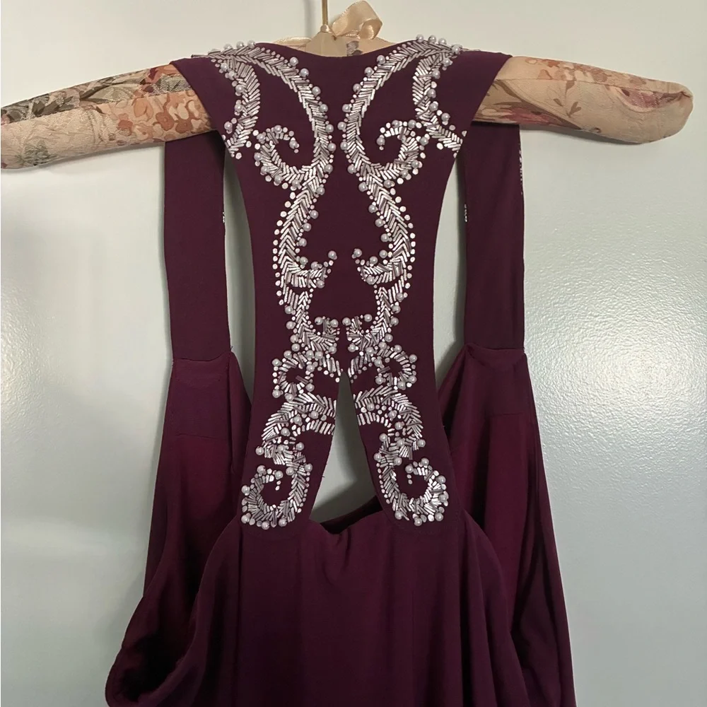 White House Black Market Rich Burgundy Elegant top - Picture 9 of 9